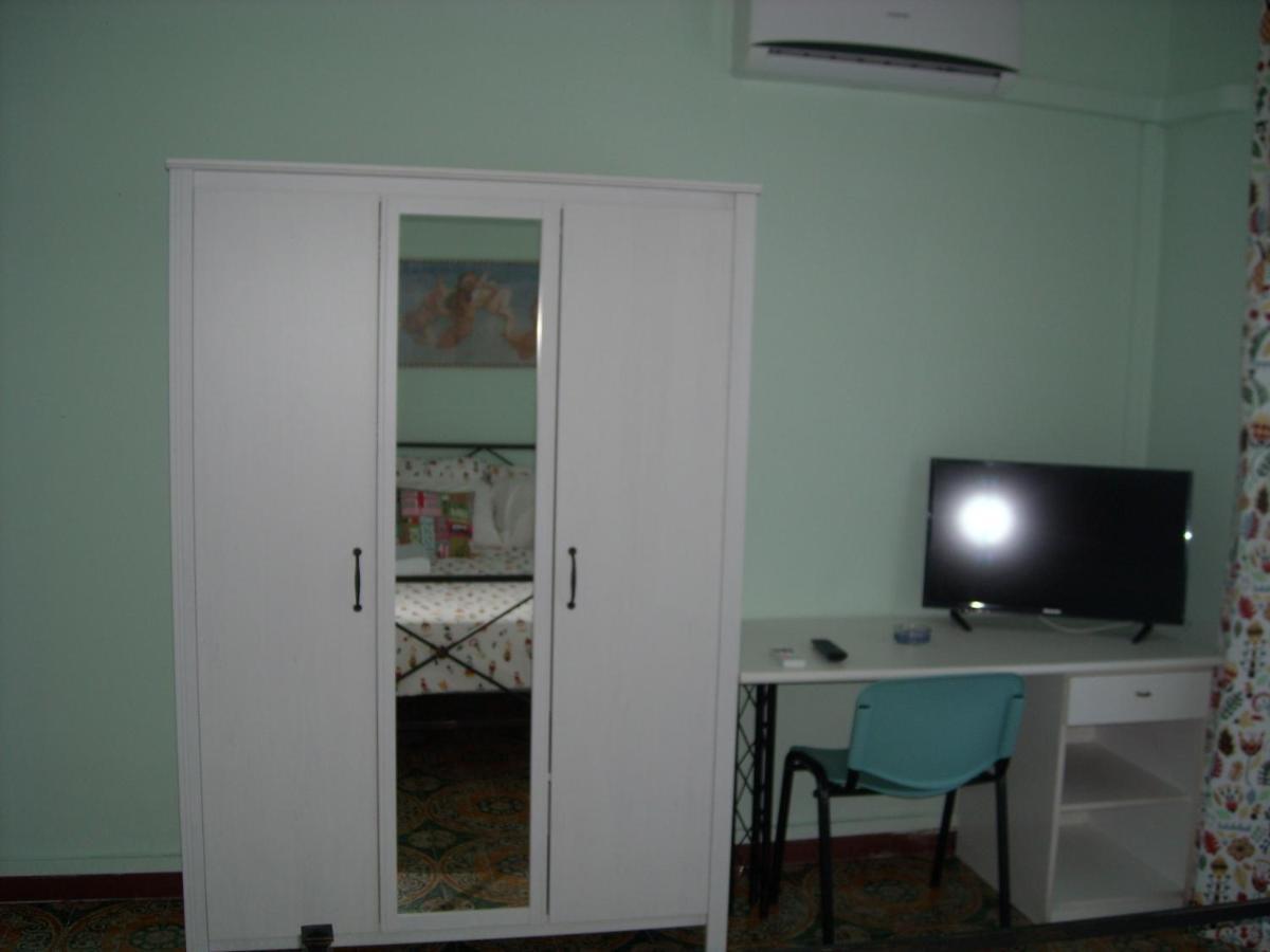 Giovannixxlll B&B Katania Zewnętrze zdjęcie